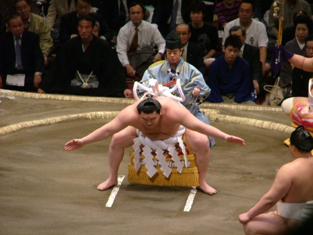Le dohyô-iri du yokozuna Hakuho